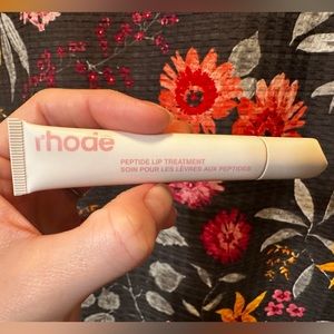 Rhode Peptide Lip Treatment Vanilla Cake New Never Opened